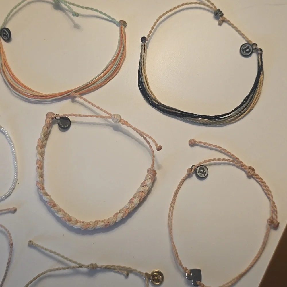 Set Of 11 Pura Vida Bracelets! - Picture 3 of 4